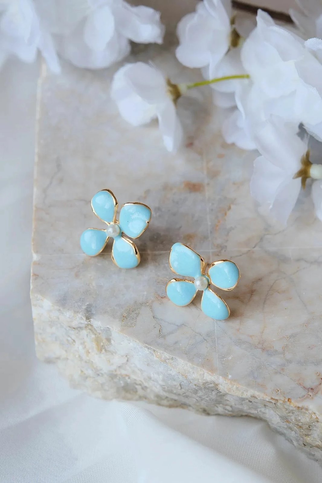 Vath floriri me gur zirkon, një madhësi, Jumeon, Mavdz-İnc-Sdfkup