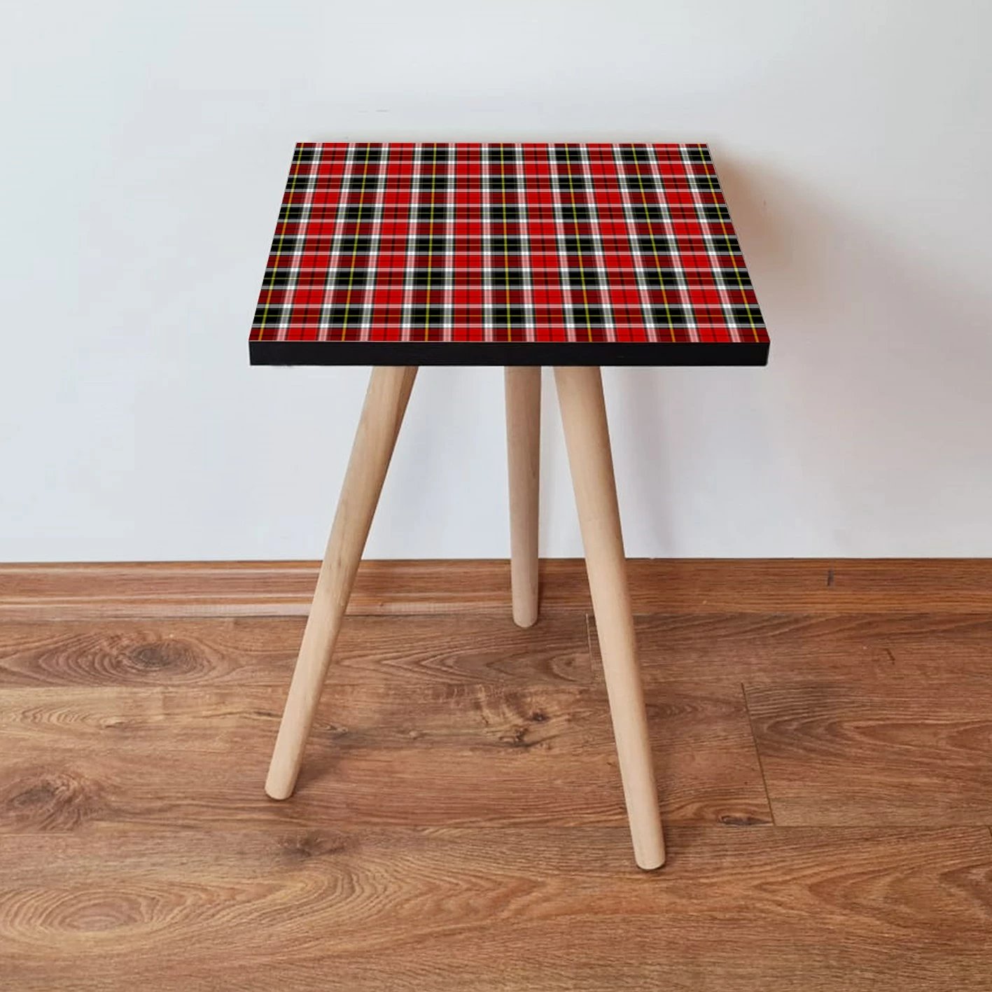 Tavolinë anësore Skye Decor, Shp246, e kuqe