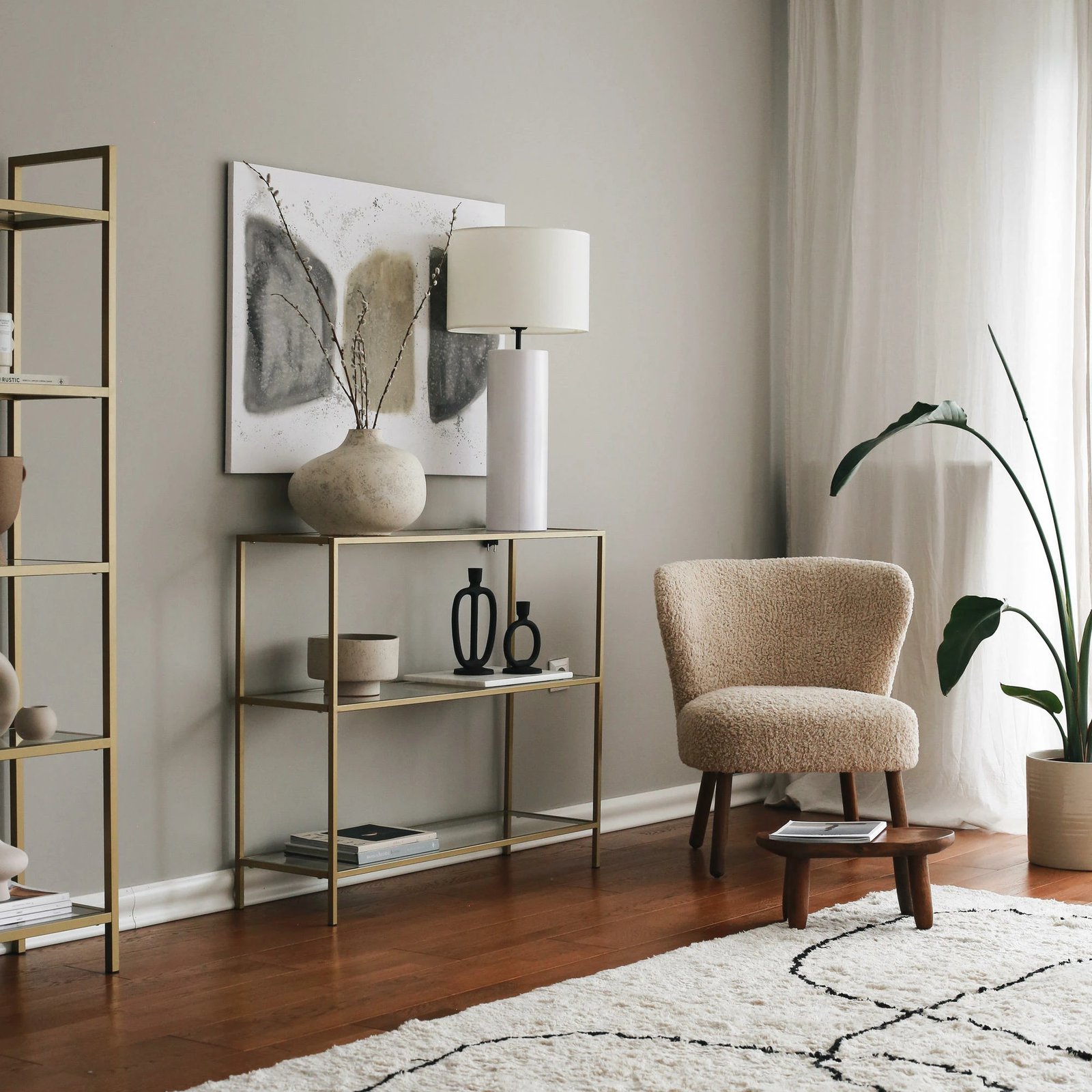 Komodë Hanah Home, D101, ngjyrë ari, xham i temperuar, 100x85x30cm