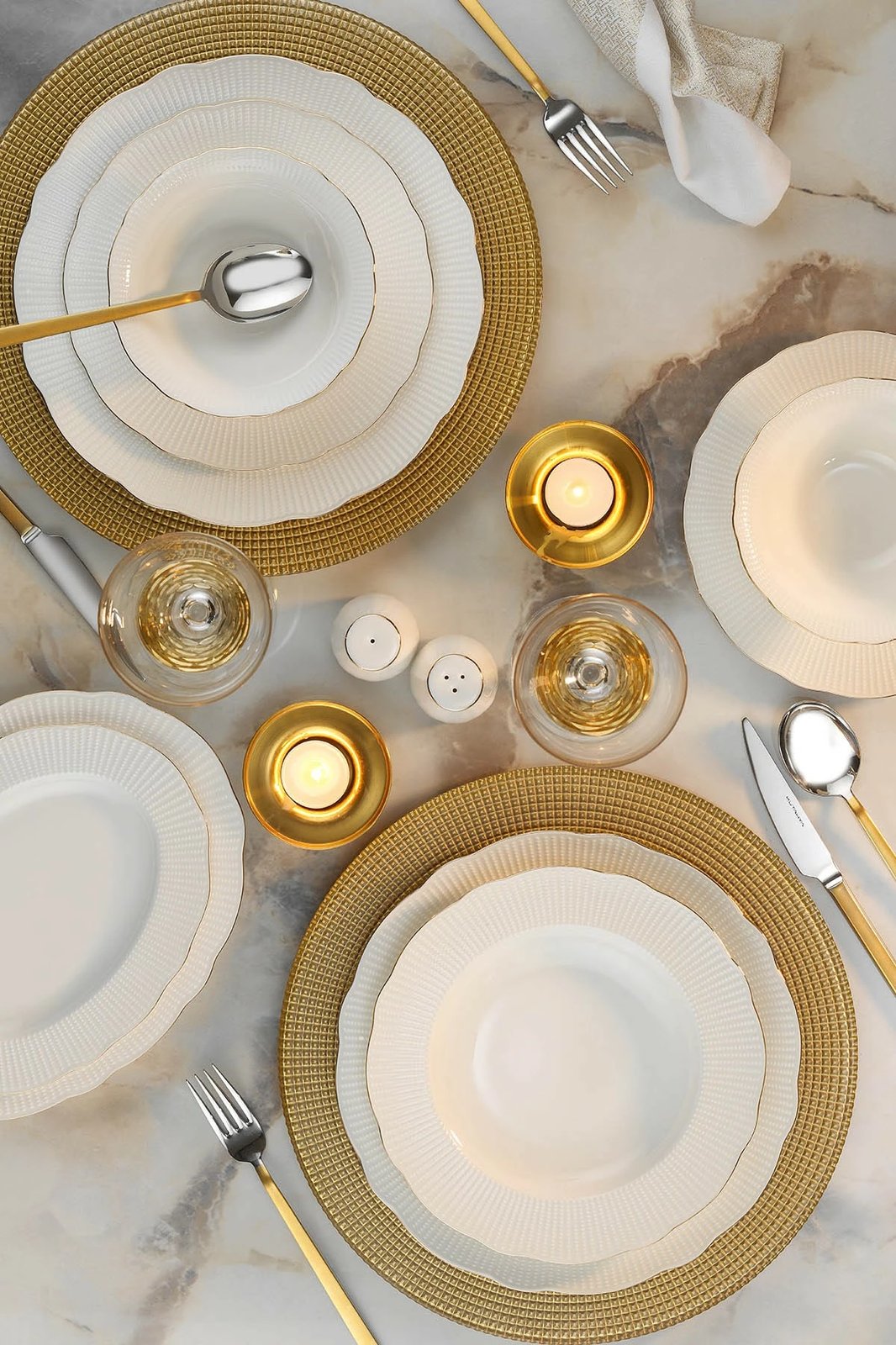 Set enësh për drekë (26 copë), Hermia Concept, BNILY26YT20, ngjyrë e bardhë dhe ari