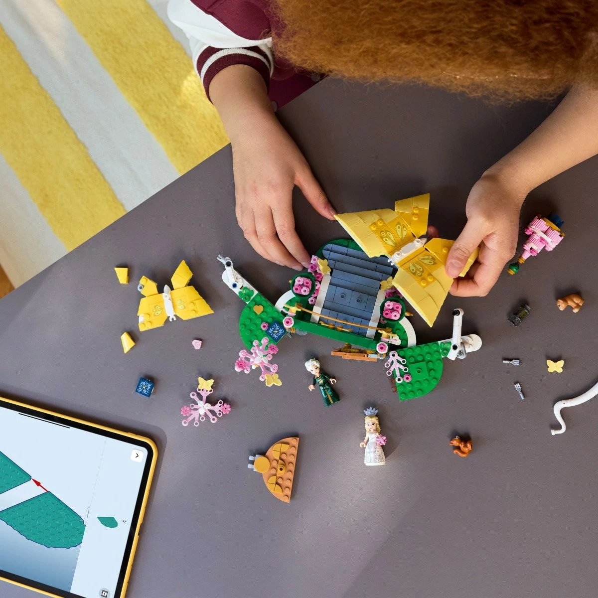 Set ndërtimi, LEGO Wicked, 75688 Glinda's Wedding Day, 476 pjesë, 8+