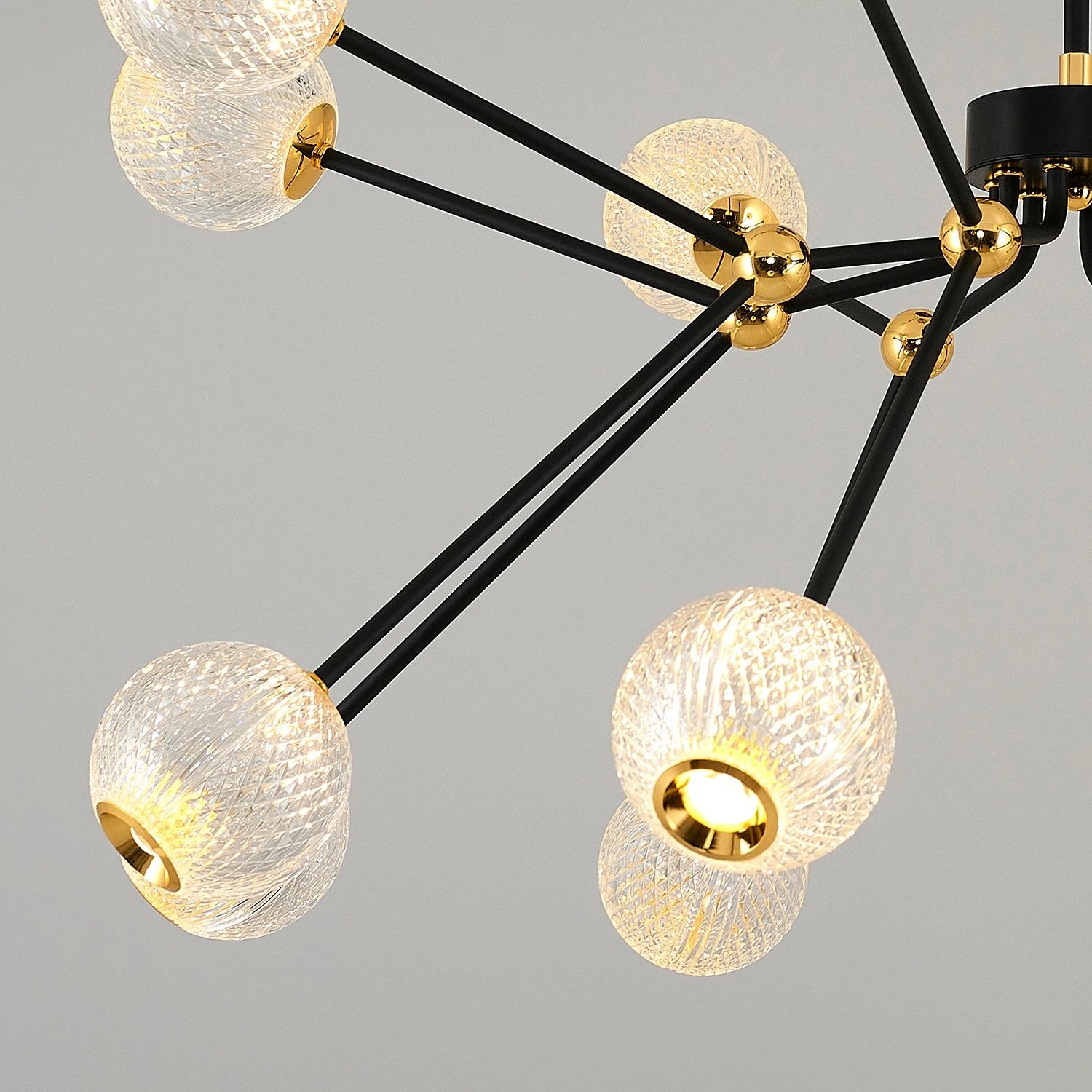 Llambadar Opviq, L1412, ngjyrë e zezë