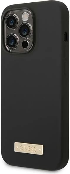 Mbështjellës Guess Silicone Logo Plate MagSafe për iPhone 14 Pro Max 6.7", zi