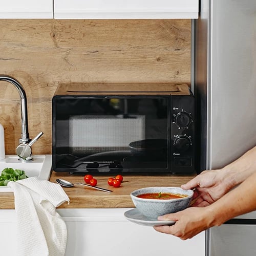 Furre me mikrovalë, Adler, AD 6206, 20 L, 700 W, 6 nivele, defrost, e zezë