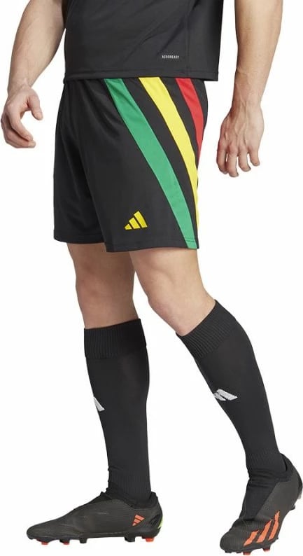 Shorce adidas për meshkuj, të zeza