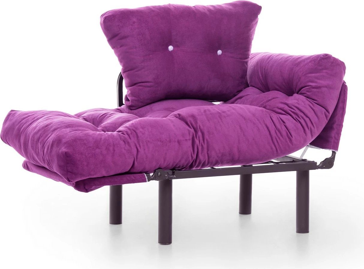 Karrige Wing Nitta, një vend, ngjyrë vjollcë