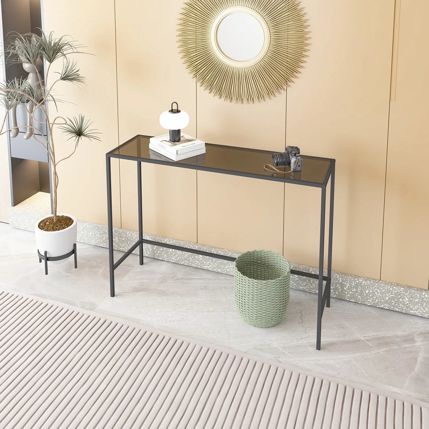 Komodë Hanah Home, xham i tymosur, e zezë, fume