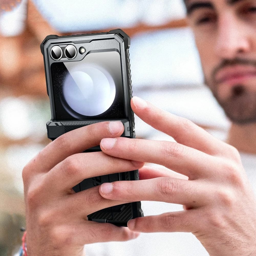 Mbështjellës Supcase ArmorBox për Samsung Galaxy Z Flip 6, i zi, me klip rripi