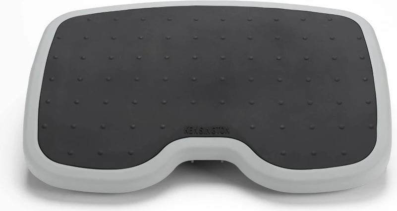 Mbështetëse këmbësh ergonomike, Kensington, SoleMate 56145, rregullim këndi 20°, 450 x 350 mm, sipërfaqe antirrëshqitje/masazh, e zezë/e bardhë