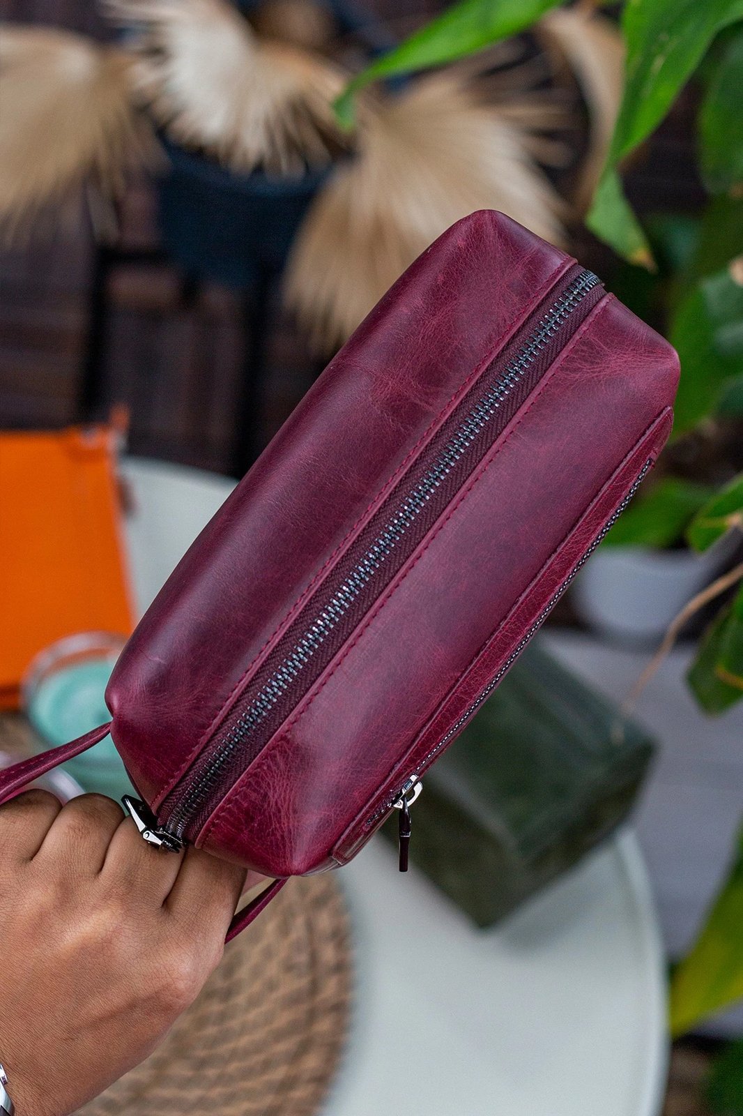 Çantë dore lëkure, ngjyrë burgundy, Zoozie Bags, Boston Crazy
