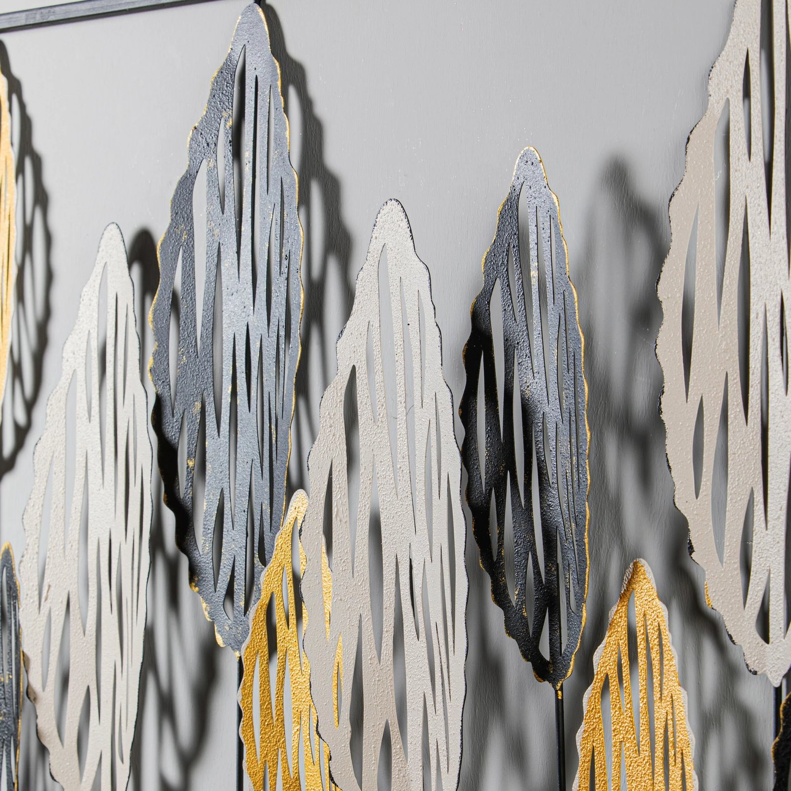 Aksesor dekorativ metalik për mur Wallity, Best - 1, shumëngjyrësh, 114x4x60cm