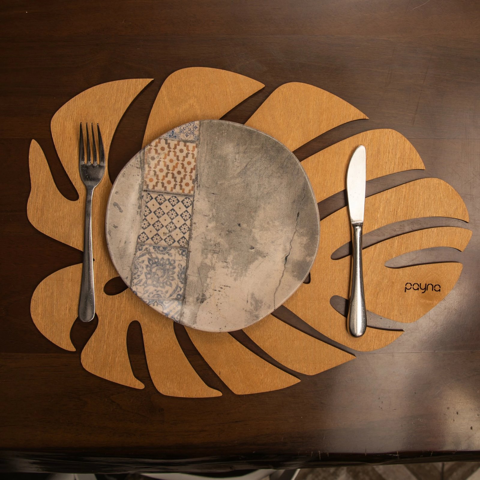 Set nënshtruesish tavoline prej druri, Monstera, ngjyrë mjaltë, 4 copë