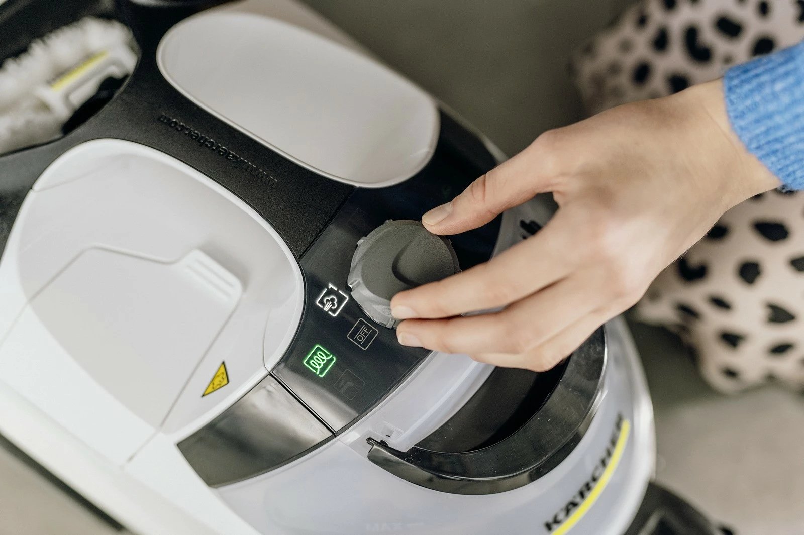 Pastrues me avull Karcher SC 5 EasyFix Iron, 1.5L, 2250W, zi/bardhë, me hekur avulli