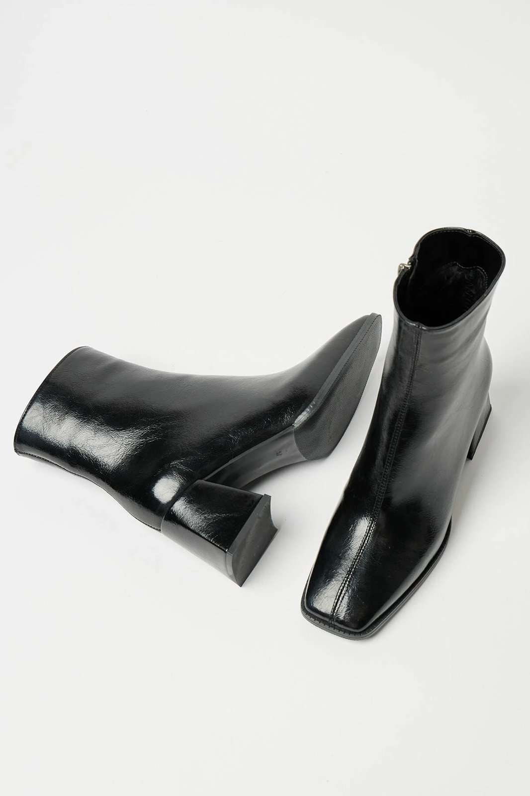 Çizme për femra, ngjyrë e zezë, Jumeon, MK1345025KR20-004