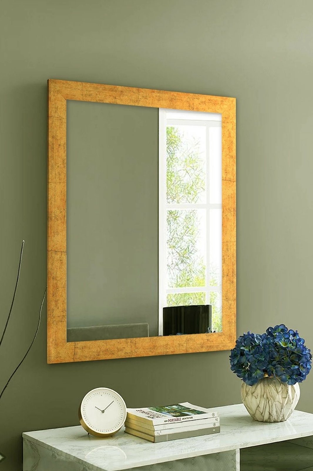 Pasqyrë dekorative me kornizë, ngjyrë ari, Skye Decor, 40x55cm