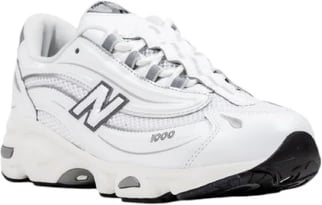 Atlete New Balance donna të bardha