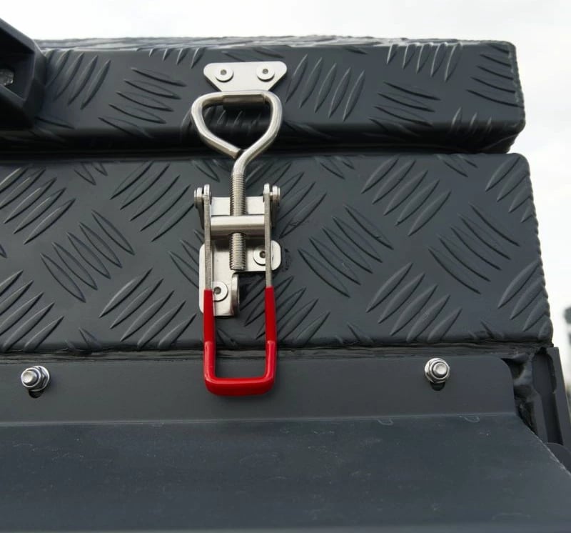 Kapsulë ndërtimi për kamioneta Offlander