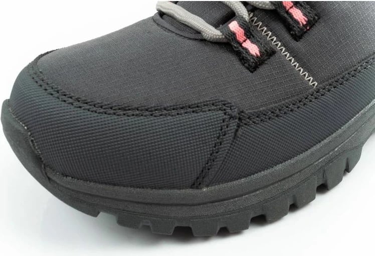 Atlete trekking për femra CMP, të zeza