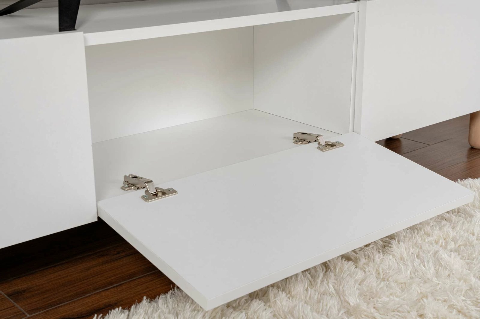 Komodë për TV Skye Decor, Alvin, e bardhë