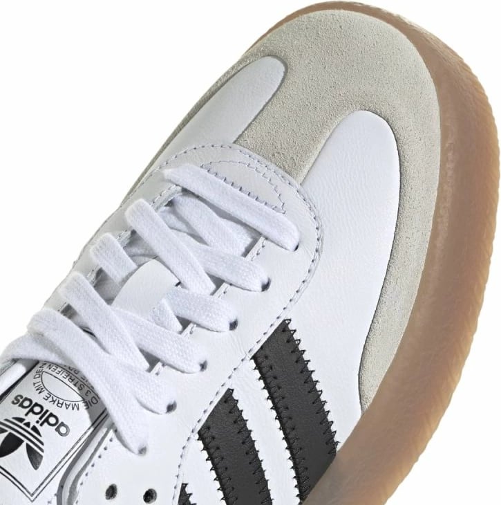 Atlete për femra adidas, të bardha