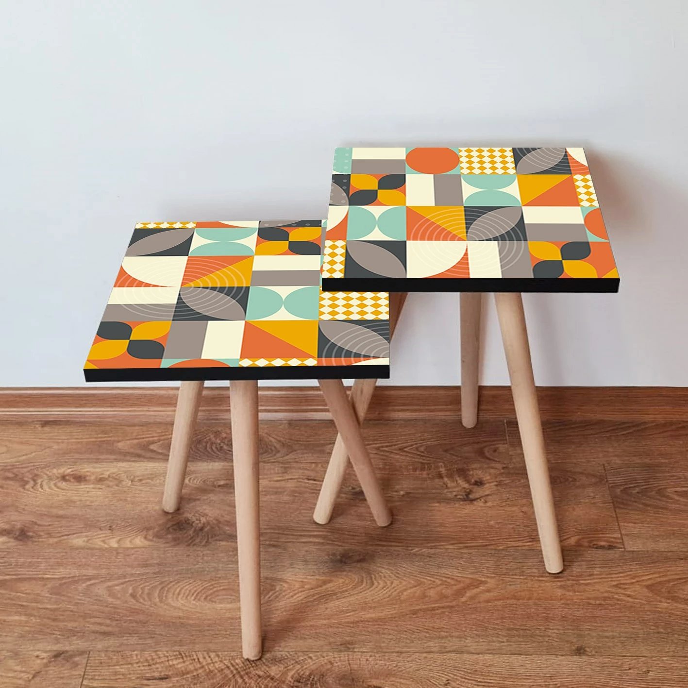 Tavolina të vendosshme, shumëngjyrëshe, 2 copë, Skye Decor, 2Shp322