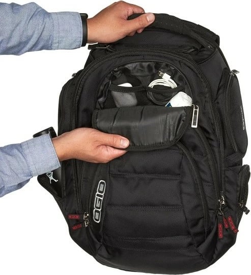 Shpinore OGIO GAMBIT BLACK, 33L, për laptop 15.6", e zezë