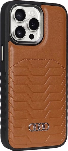 Mbështjellës Audi për iPhone 15 Pro Max, lëkurë sintetike, MagSafe, kafe