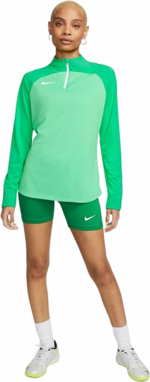 Shorce për femra Nike, të gjelbra