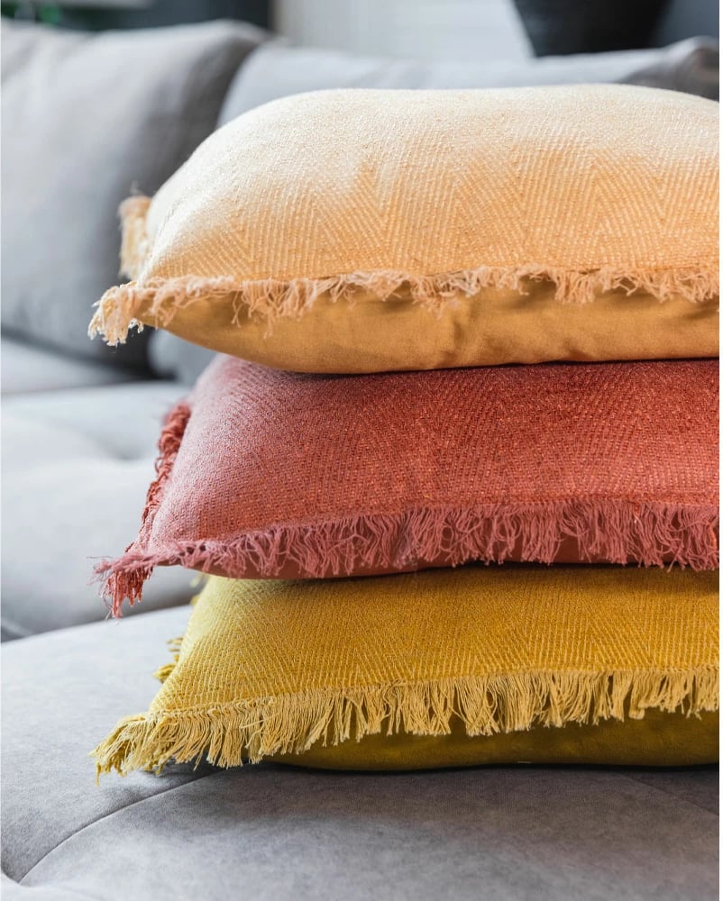 Jastëk dekorativ BELUD, ngjyrë kafe e kuqërremtë, 45x45cm, material poliester