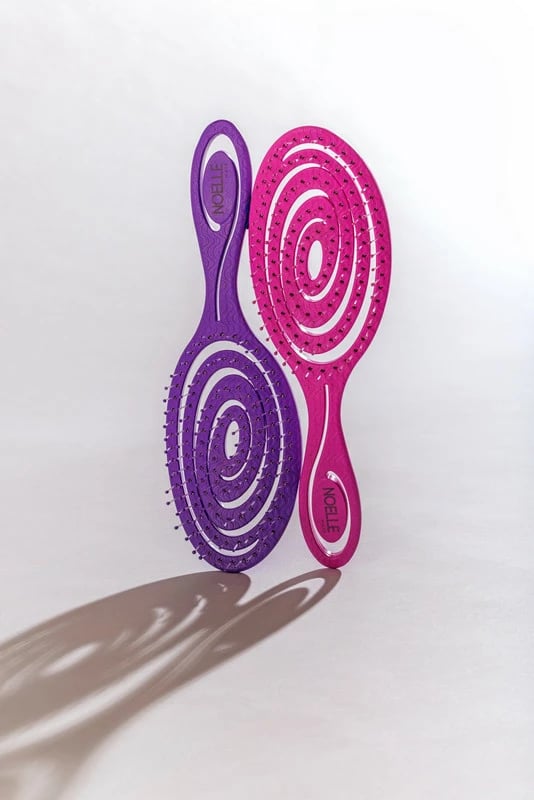 Noelle Eco-Friendly Hairbrush Pink Spiral