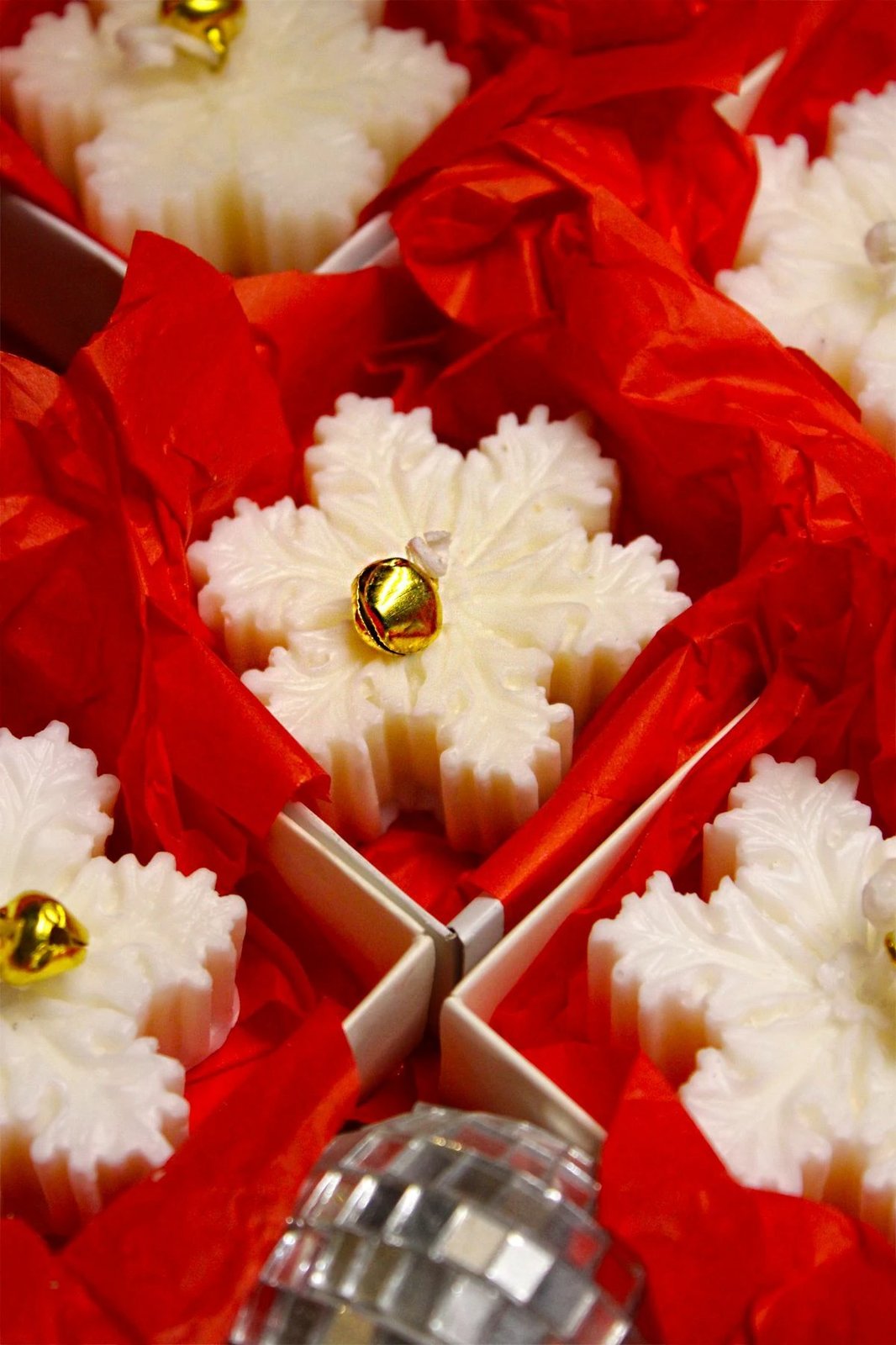 Qiri dekorativ borëflake, aromë Bubble Gum, Evila Originals, i bardhë, 7x3.5cm