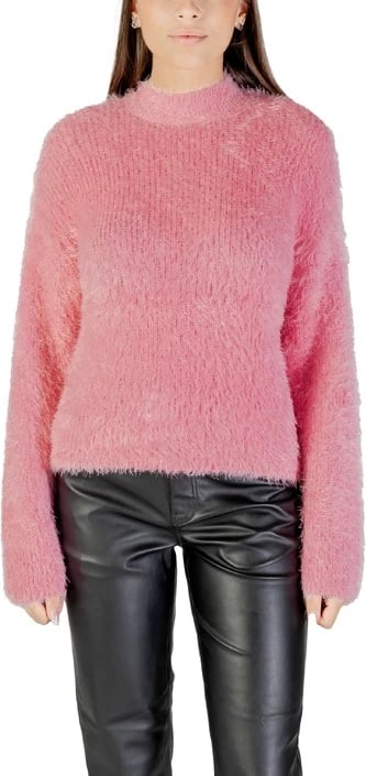 Xhemper femra Only, rozë