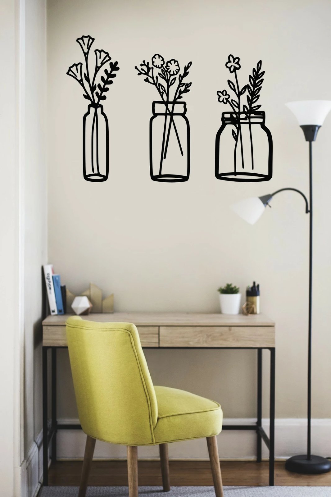 Aksesor dekorativ metalik për mur, lule në shishe, Wallity