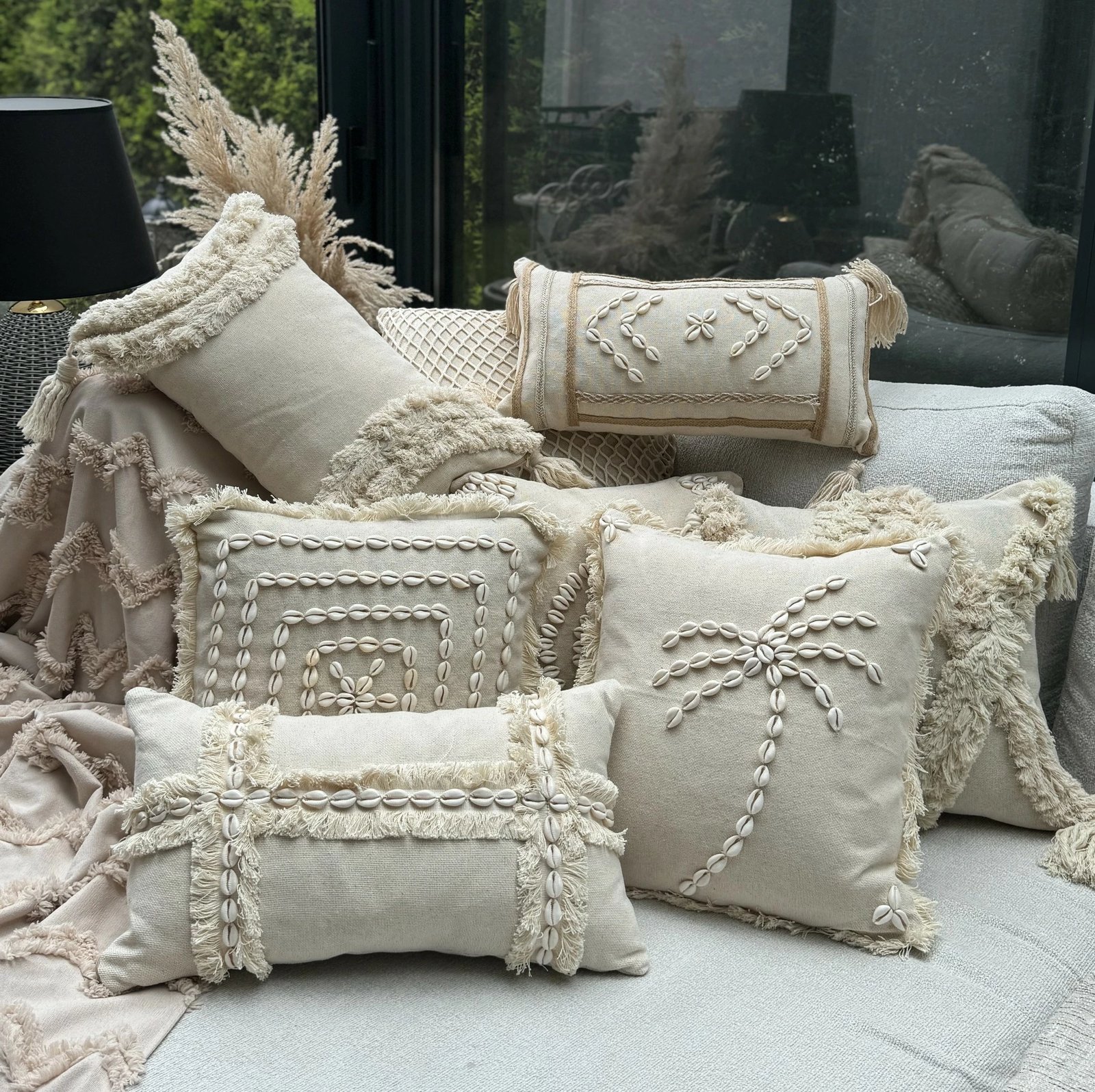 Jastëk dekorativ, mbulesë, ngjyrë bezhë, Den001