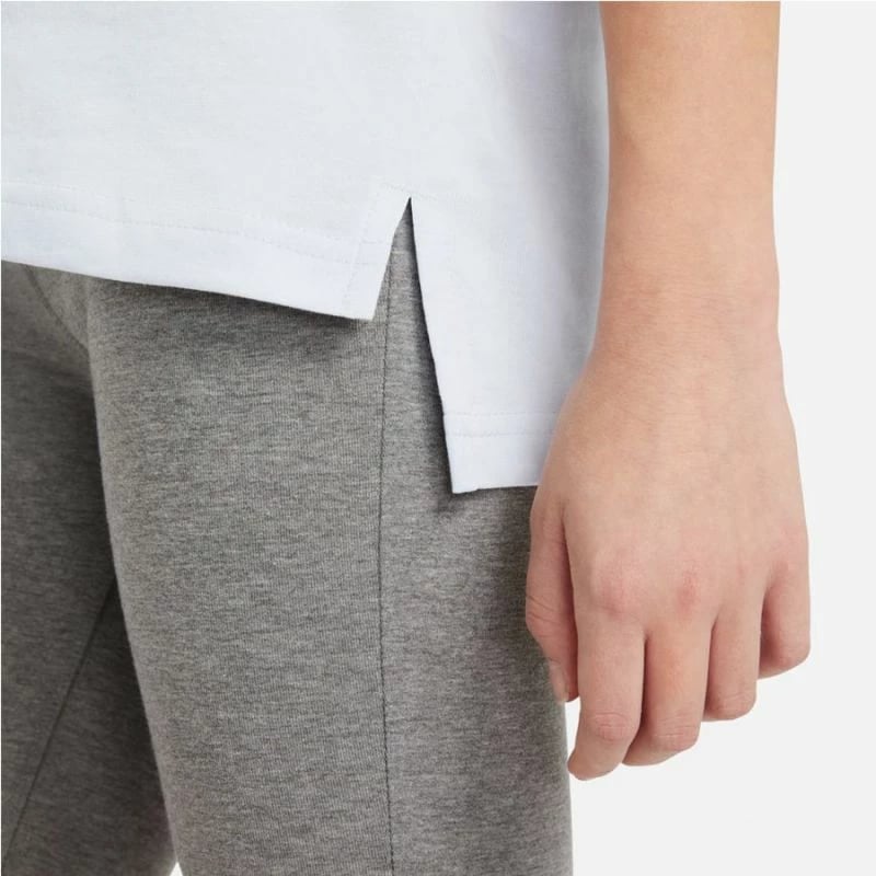 Maicë për fëmijë Nike, gri