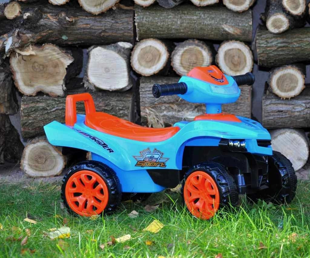 Katër-rrotësh lodër për fëmijë Milly Mally Monster Military me timon interaktiv dhe tinguj, nga 12m+, ngarkesë 25 kg, jeshile