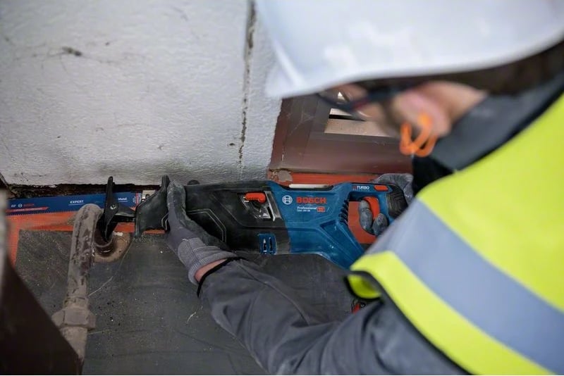 Sharrë reciproke Bosch GSA 18V-28 Professional, pa kabllo, BITURBO Brushless, 18V, blu