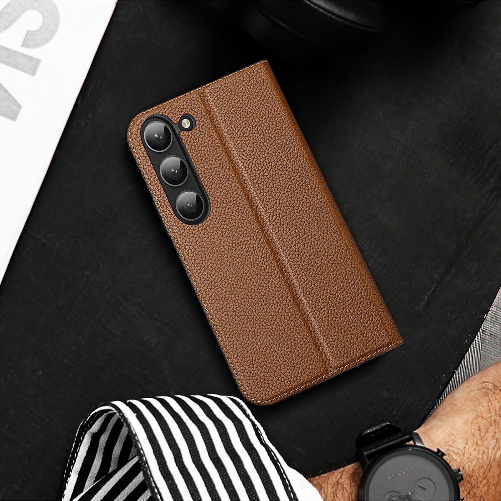 Mbështjellës Dux Ducis Skin X2 për Samsung Galaxy S23+, me kapak, portofol dhe qëndrim, Kafe Mbështjellës Dux Ducis Skin X2 për Samsung Galaxy S23+, me kapak, portofol dhe qëndrim, Kafe