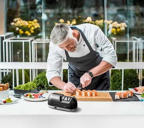 Mprehës elektrik thikash, Adler AD 4508, 2 faza, udhëzues këndesh, 60 W