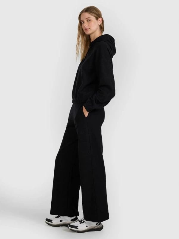 Pantallona sportive për femra 4F