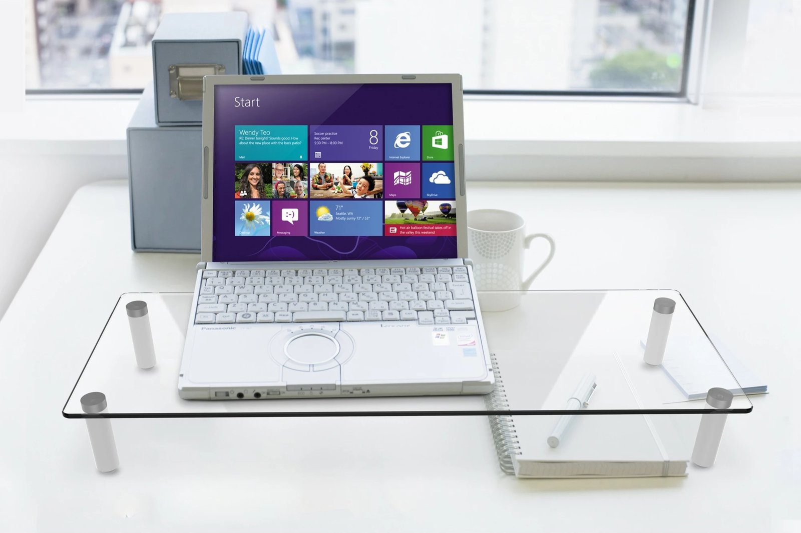 Mbajtëse monitori Digitus universal, xham i temperuar, 33-81.3cm, transparente