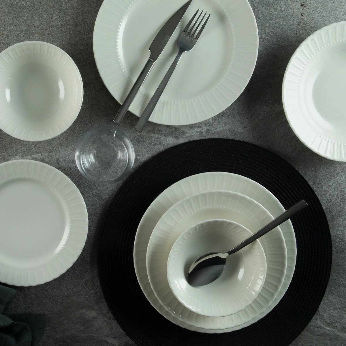 Set enësh për drekë (24 copë), Hermia Concept, SafirKrem