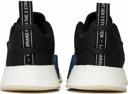 Atlete adidas për meshkuj dhe femra, të zeza