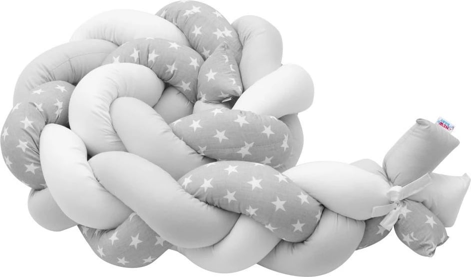 Mbrojtës gërshet për krevat bebe, New Baby, 210x18x10 cm, pambuk 100% me mbushje anti-alergjike, gri e bardhë me yje