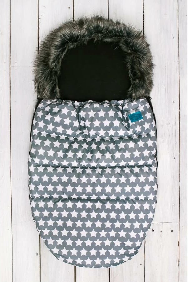 Thes gjumi për bebe për karrocë dhe karrige të veturës, BELISIMA Luxury Stars, 98x53 cm, astar fleece, prerje për rripa 5‑pikësh, kapuç me qime sintetike, gri me yje