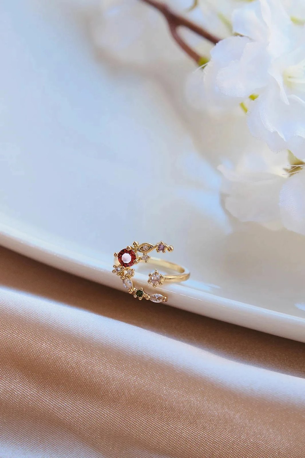 Unazë dekorative, ngjyrë ari, Jumeon