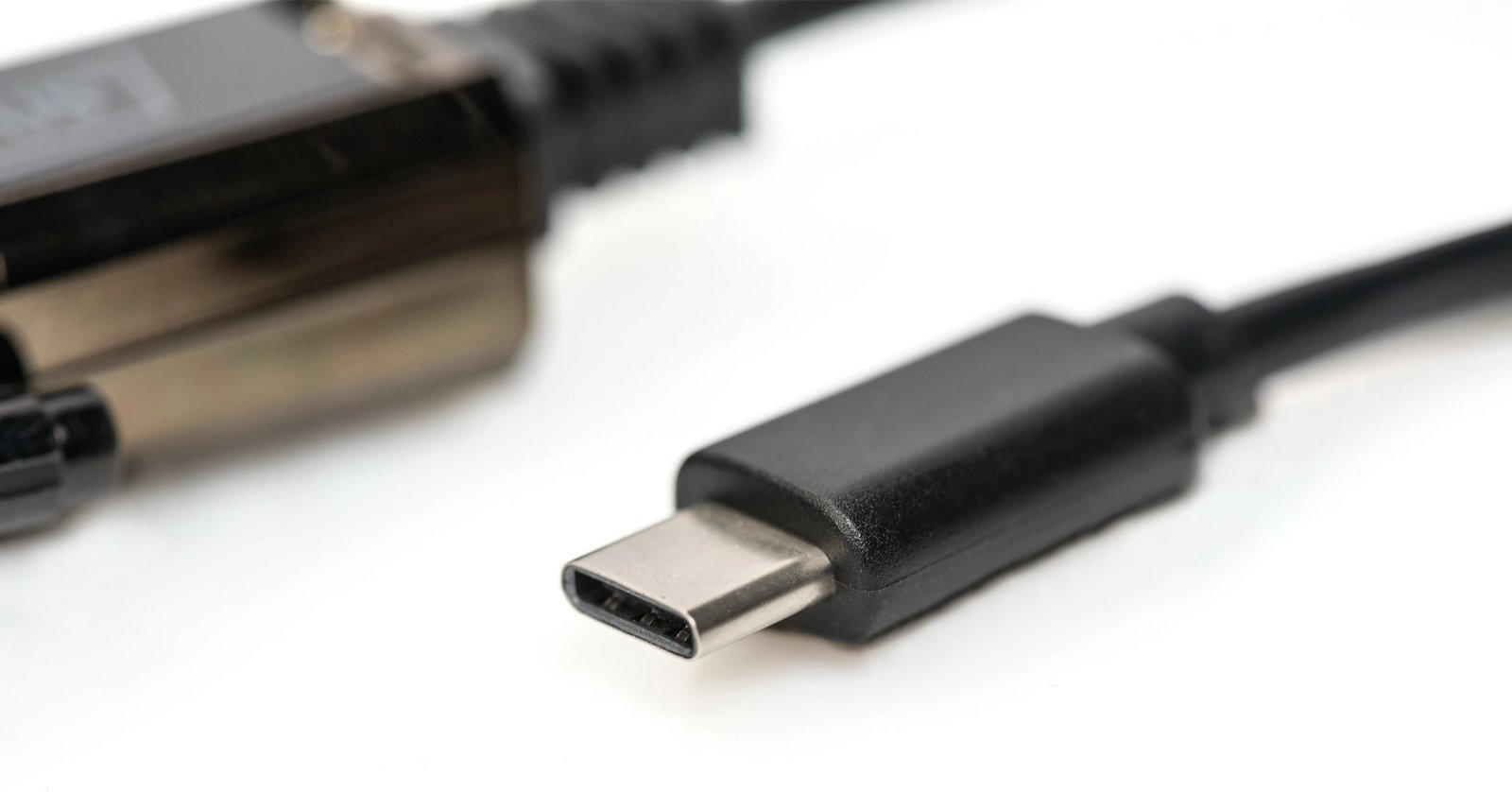 Adapter USB Type-C Digitus, 1 m, DB-9, Ngjyrë e zezë