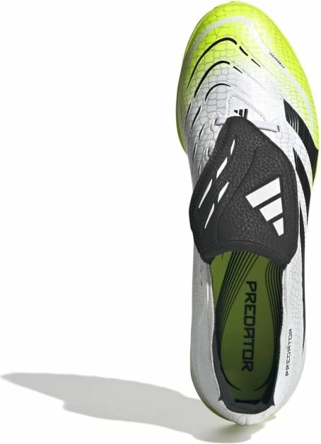 Atlete futbolli adidas për meshkuj, të bardha