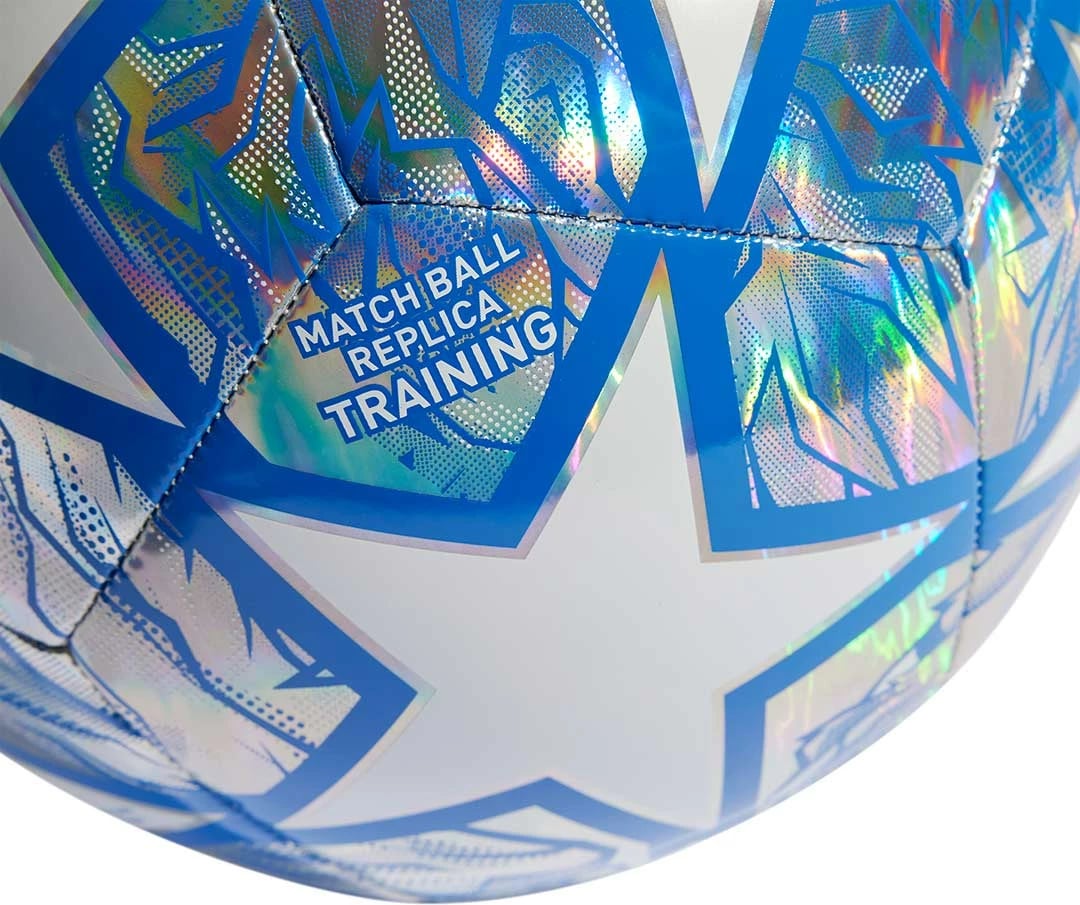 Top futbolli adidas për të gjithë, bardh-e-argjendtë