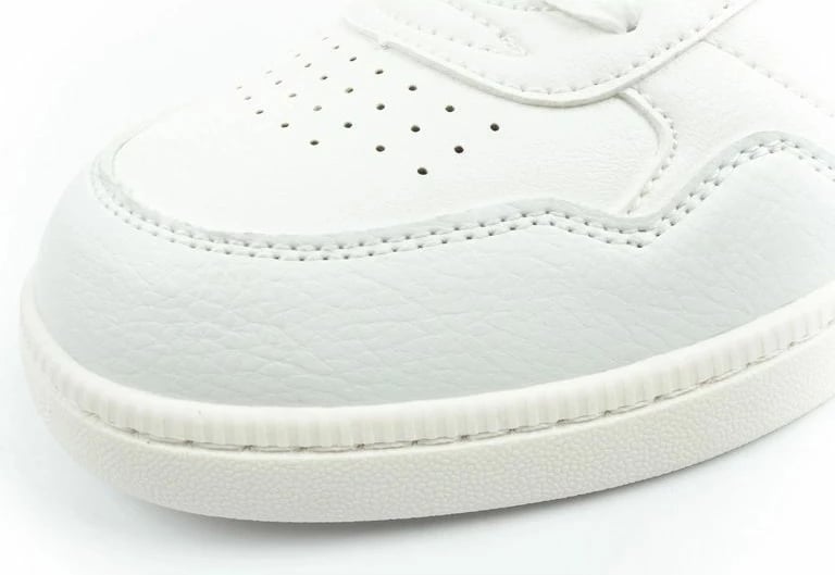 Atlete meshkuj O'Neill Ione, të bardha